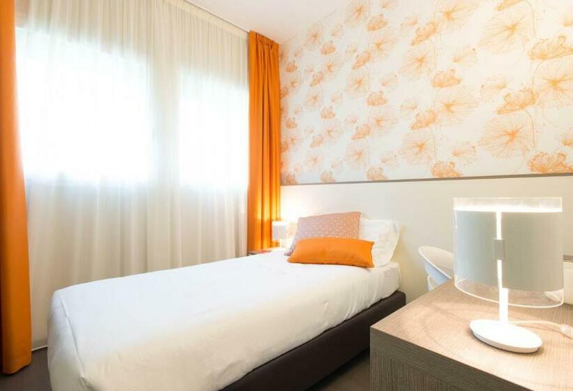 اتاق استاندارد یک نفره, Tiziano Gruppo Mini