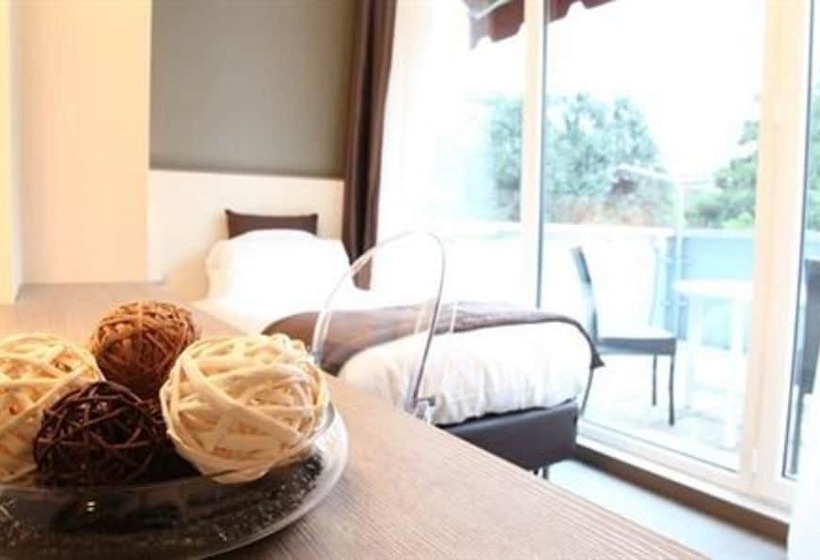 اتاق استاندارد یک نفره, Tiziano Gruppo Mini