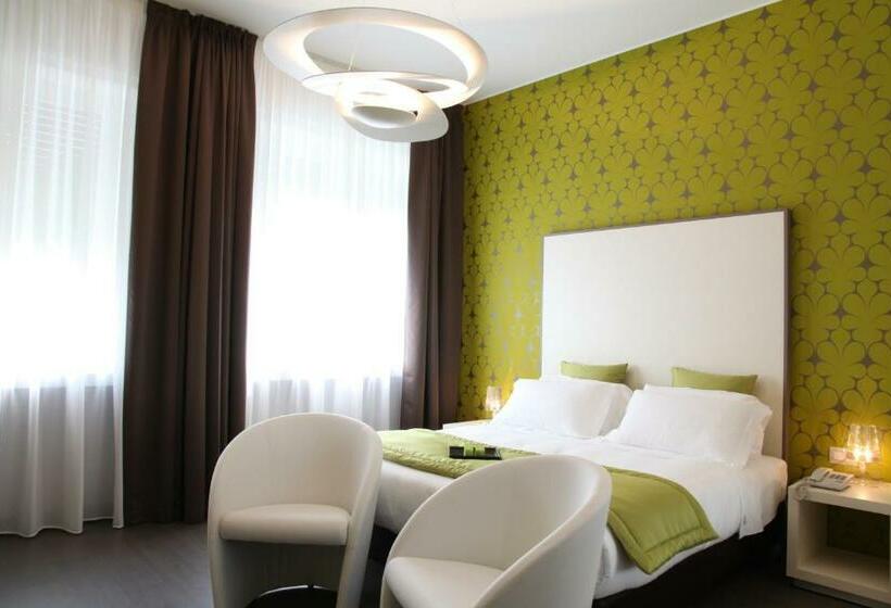 Executive Room Park View, Tiziano Gruppo Mini