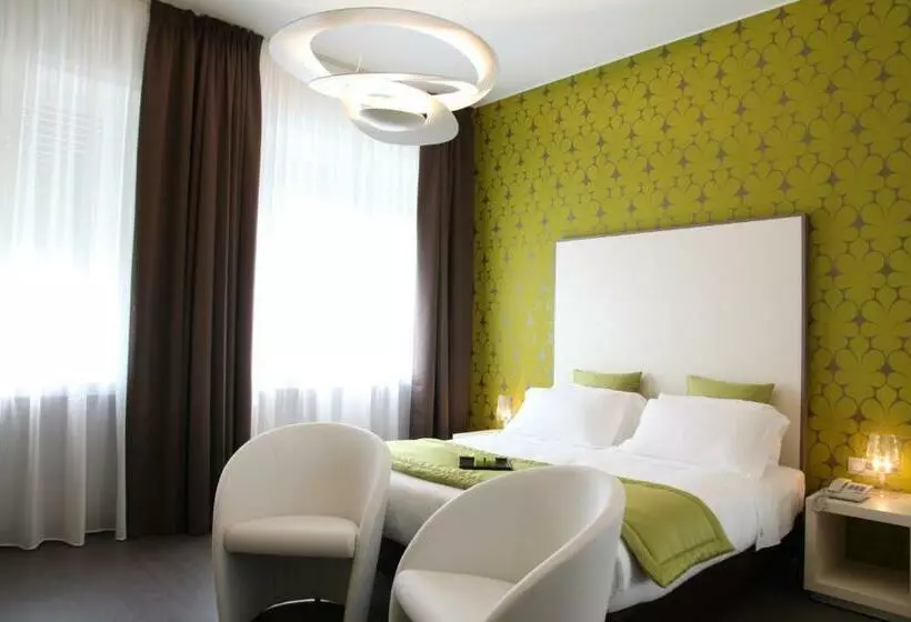 Executive Room Park View, Tiziano Gruppo Mini