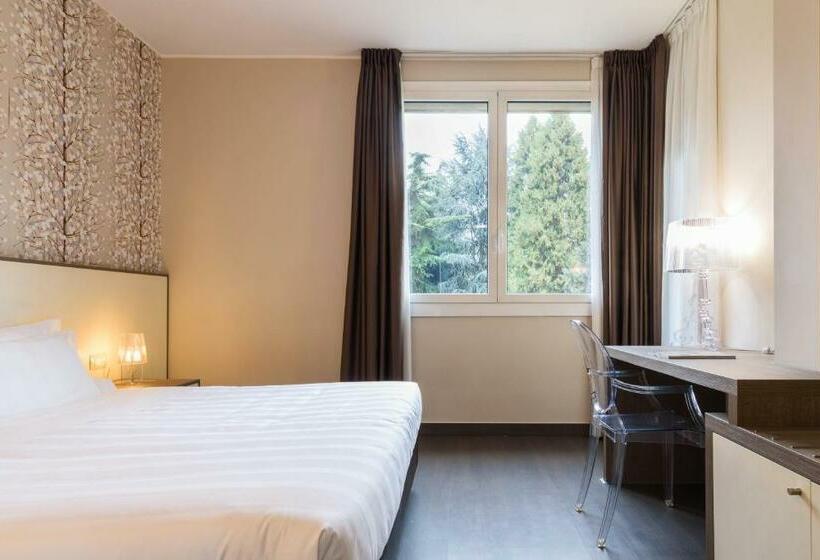 Executive Room Park View, Tiziano Gruppo Mini