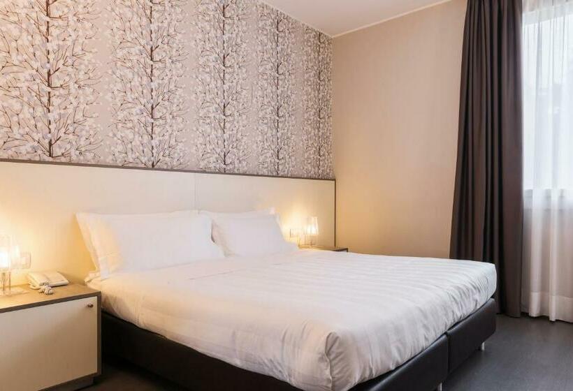 Executive Room Park View, Tiziano Gruppo Mini