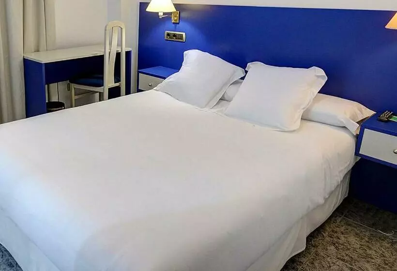 トリプルクラシックルーム, Vila Real Azul