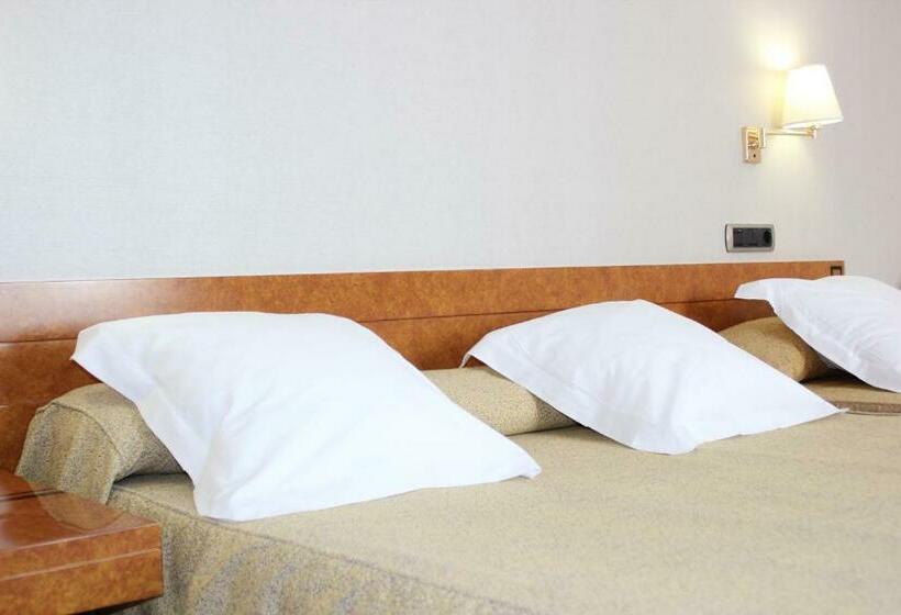 Трехместный Номер Классика, Vila Real Azul