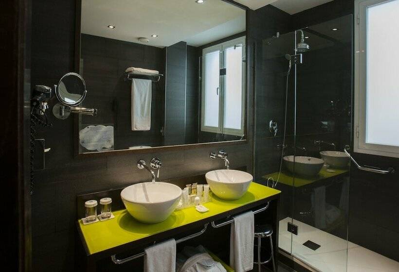 سوییت جونیور, Vincci Centrum