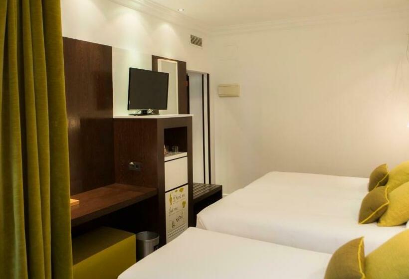 اتاق استاندارد سه نفره, Vincci Centrum