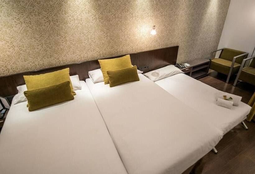 اتاق استاندارد سه نفره, Vincci Centrum