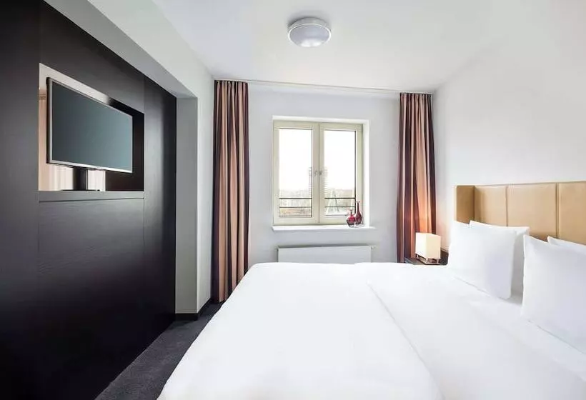 ジュニアスイート, Lindner Hotel Frankfurt Main Plaza, Part Of Jdv By Hyatt