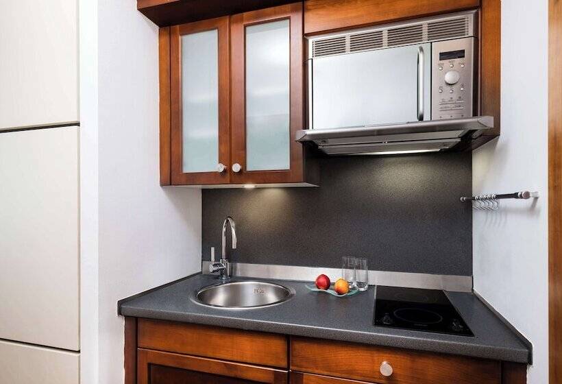 스탠다드 룸, Lindner Hotel Frankfurt Main Plaza, Part Of Jdv By Hyatt