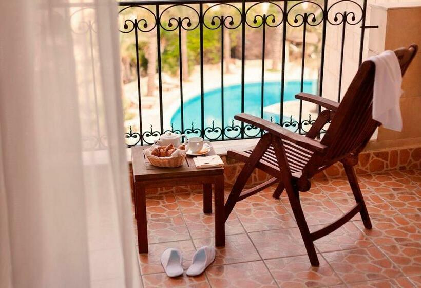 اتاق لوکس, Kempinski Hotel San Lawrenz