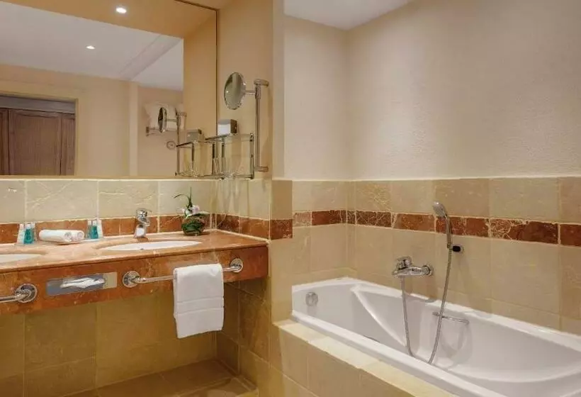 اتاق پرمیوم, Steigenberger Hotel And Resort Camp De Mar