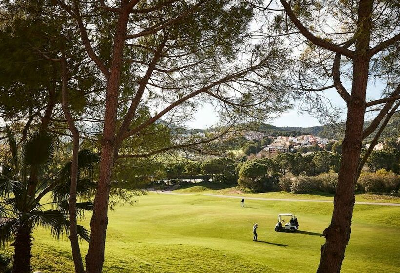 Номер Премиум, Steigenberger Hotel And Resort Camp De Mar