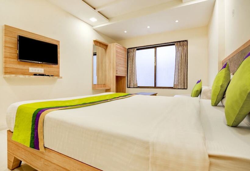 اتاق لوکس, Treebo Bright Plaza & Spa