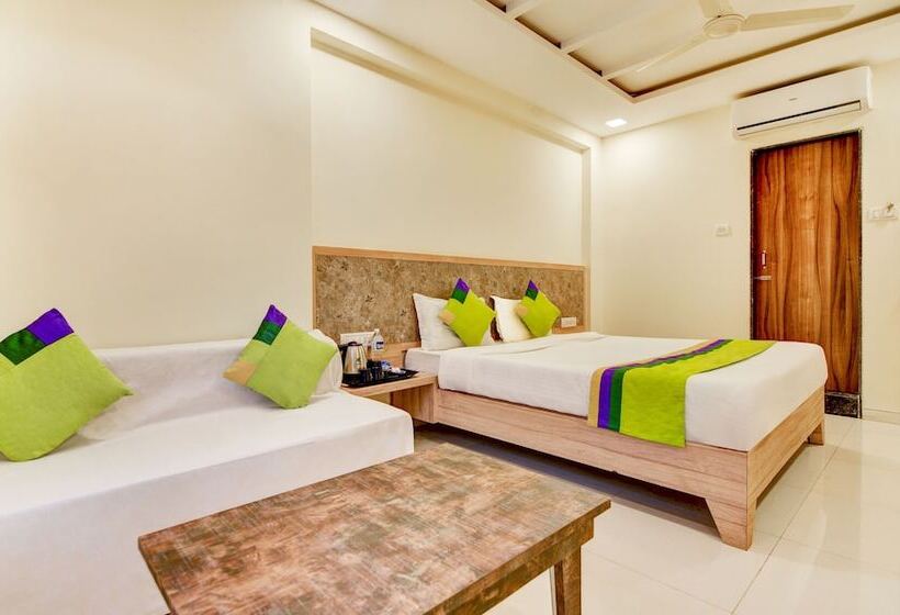 اتاق لوکس, Treebo Bright Plaza & Spa