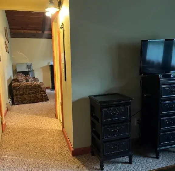 デラックススイート, Vinehurst Inn & Suites