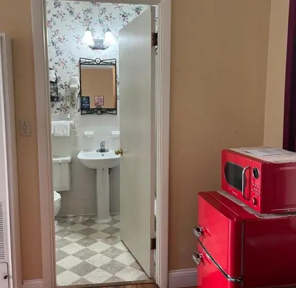 キングサイズベッドのスタンダードルーム, Vinehurst Inn & Suites
