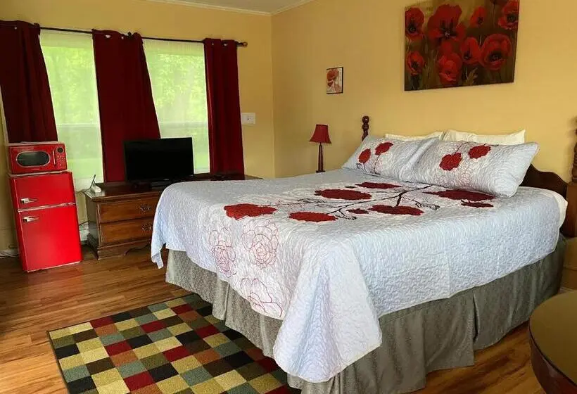 キングサイズベッドのスタンダードルーム, Vinehurst Inn & Suites