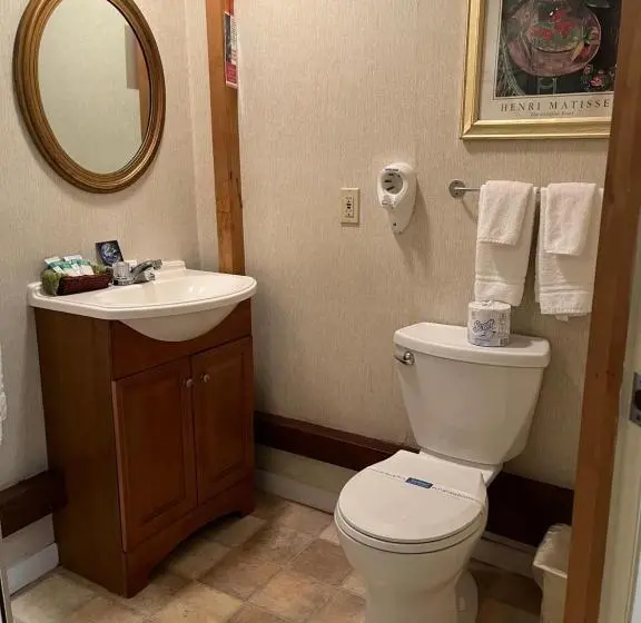 ジュニアスイート, Vinehurst Inn & Suites