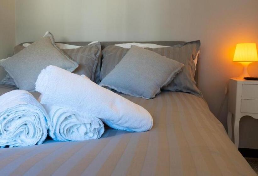 标准间, Casa Ariston