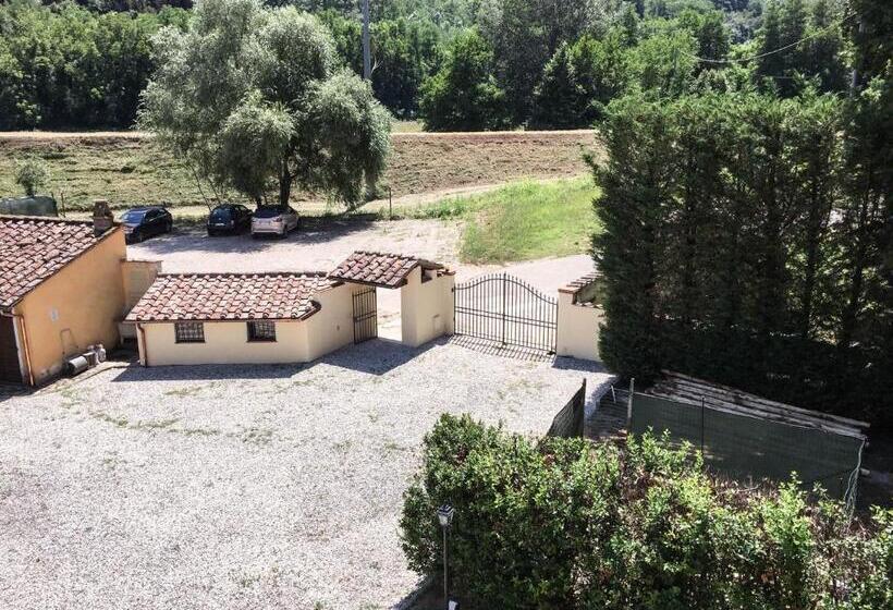 اتاق دوبلکس, Casale La Fata  Tipico Toscano Immerso Nelle Colline Tra Lucca E Versilia, 6 Appartamenti Indipenden