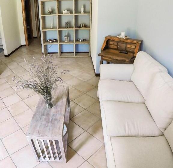 آپارتمان 2 خوابه, Casale La Fata Tipico Toscano Immerso Nelle Colline Tra Lucca E Versilia, 6 Appartamenti Indipenden