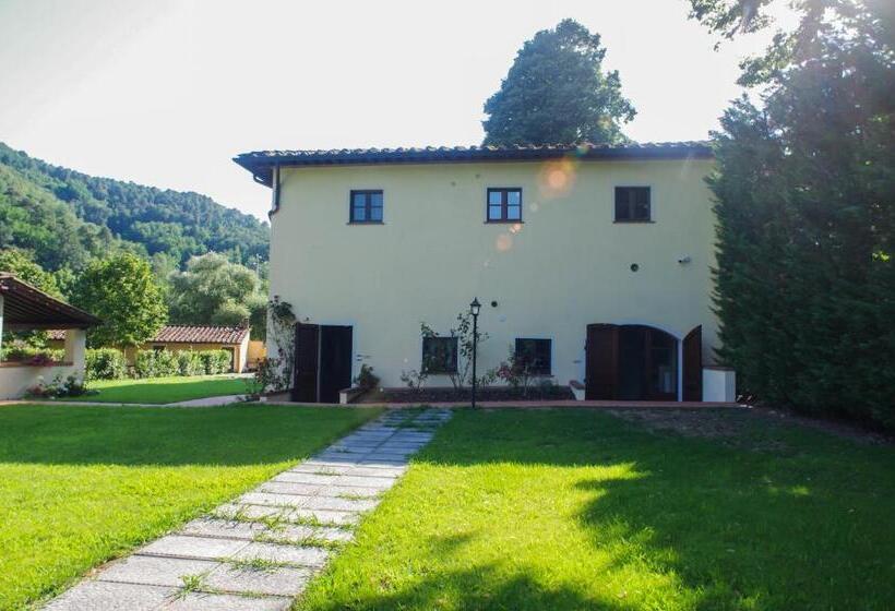 آپارتمان 1 خوابه همکف, Casale La Fata Tipico Toscano Immerso Nelle Colline Tra Lucca E Versilia, 6 Appartamenti Indipenden