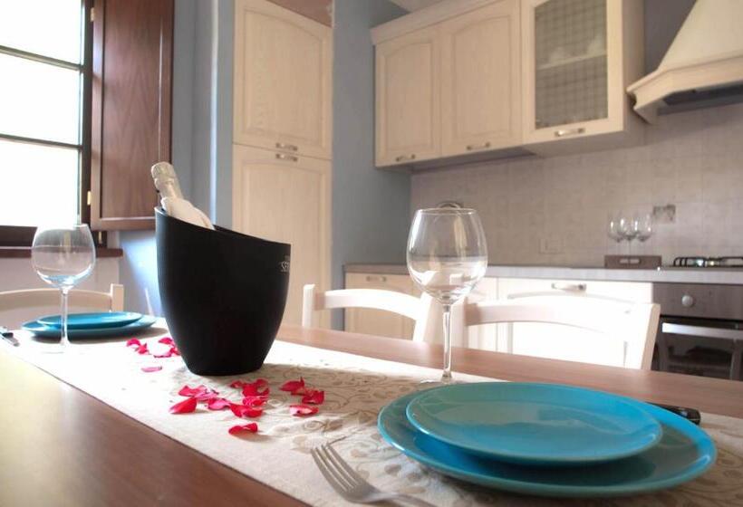 آپارتمان 2 خوابه, Casale La Fata Tipico Toscano Immerso Nelle Colline Tra Lucca E Versilia, 6 Appartamenti Indipenden