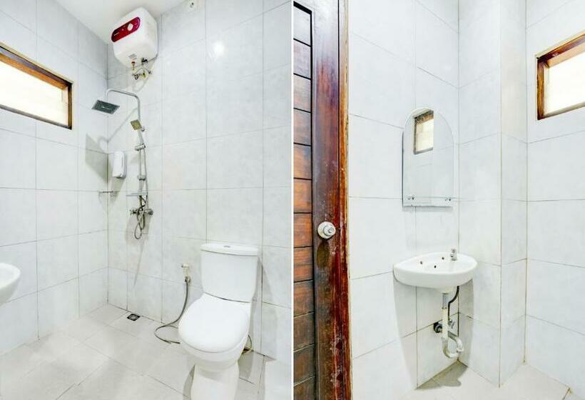 חדר דלוקס, Oyo 3190 Pondok Putra Bersaudara