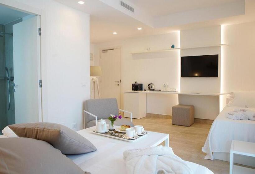 주니어 스위트 풀장 전망, San Lorenzo Boutique Hotel & Spa