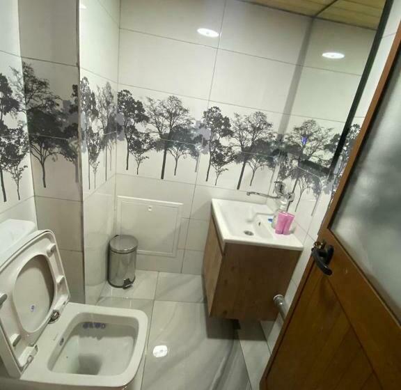 اتاق لوکس, Hostel Kukaj