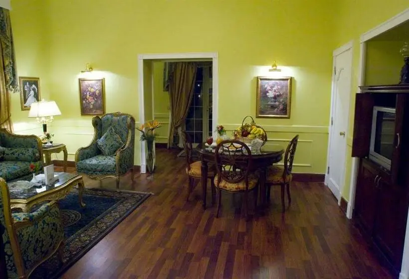سوئیت با تخت بزرگ, Helnan Auberge Fayoum