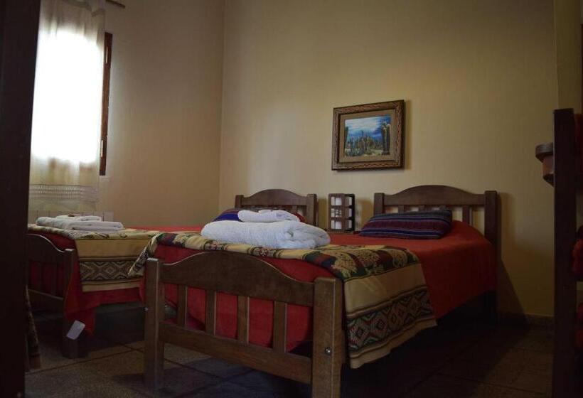 プレミアム4ベッドルーム, Azul Humahuaca Hostal