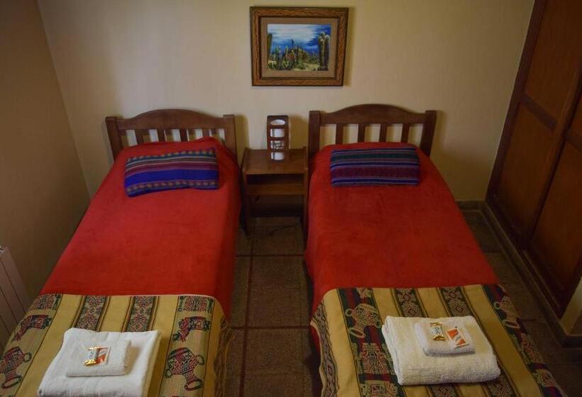Четырехместный номер Премиум, Azul Humahuaca Hostal
