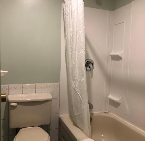 غرفة ديلوكس, Chimo Motel