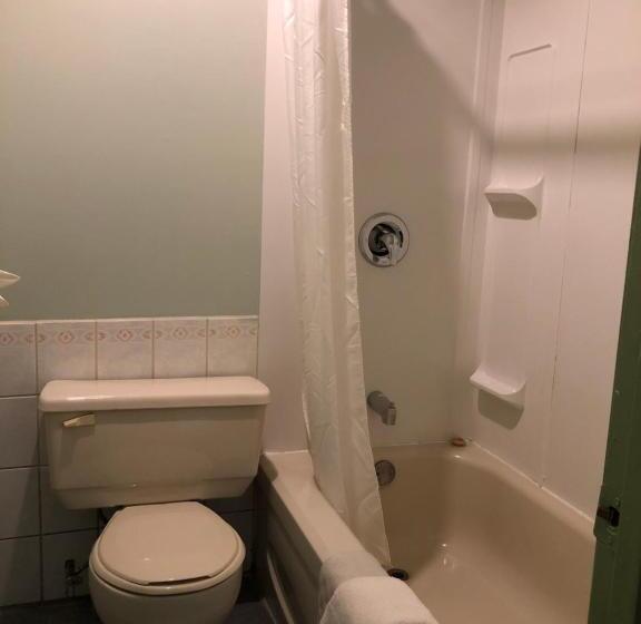 غرفة ديلوكس, Chimo Motel