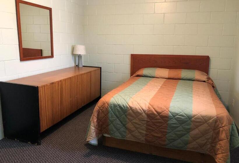 جناح إدارى, Chimo Motel