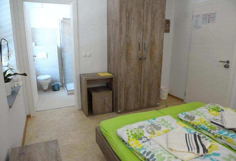 اتاق استاندارد, Hostel Ormož