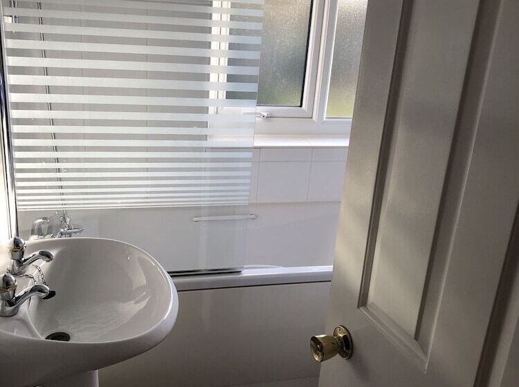 스탠다드 룸, Burton Lodge Guest House & Spa