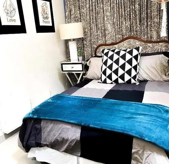 سوییت لوکس, Isla Verde By The Beach Guest House
