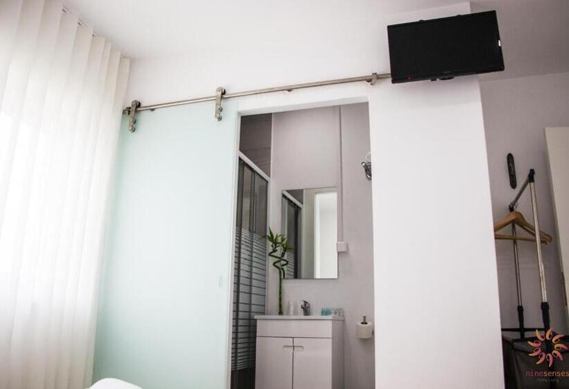 스위트, Nine Senses