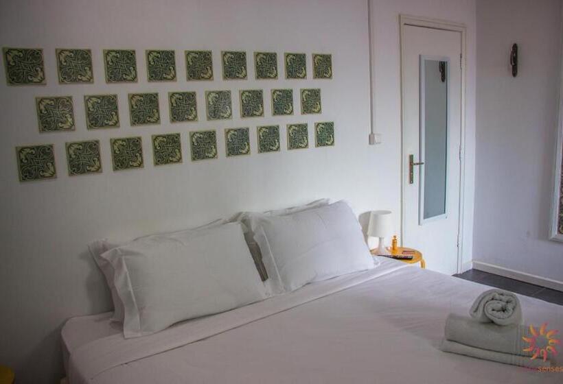 주니어 스위트 발코니, Nine Senses