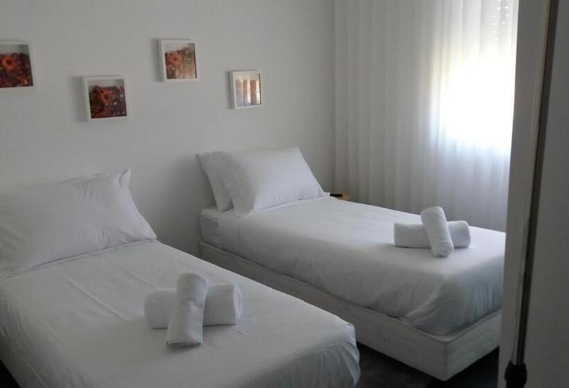 스위트 킹사이즈 침대, Nine Senses