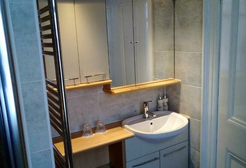 Номер Superior, Tower
