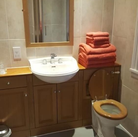 ファミリールーム, Tower