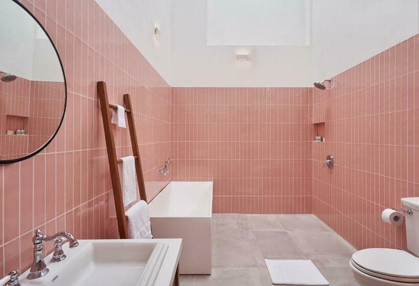 디럭스 룸, San Rafael