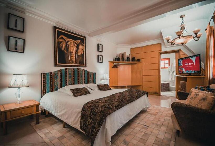 스위트 킹사이즈 침대, Pousada De Charme Vila Natal Design & Art Signature