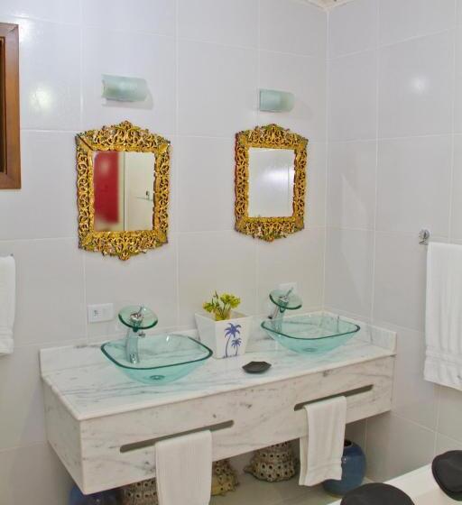 스위트 킹사이즈 침대, Pousada De Charme Vila Natal Design & Art Signature