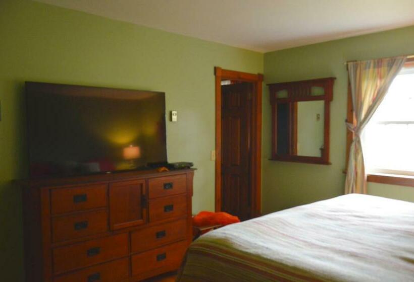 غرفة ديلوكس سرير كينج, Yellow Door Bed And Breakfast