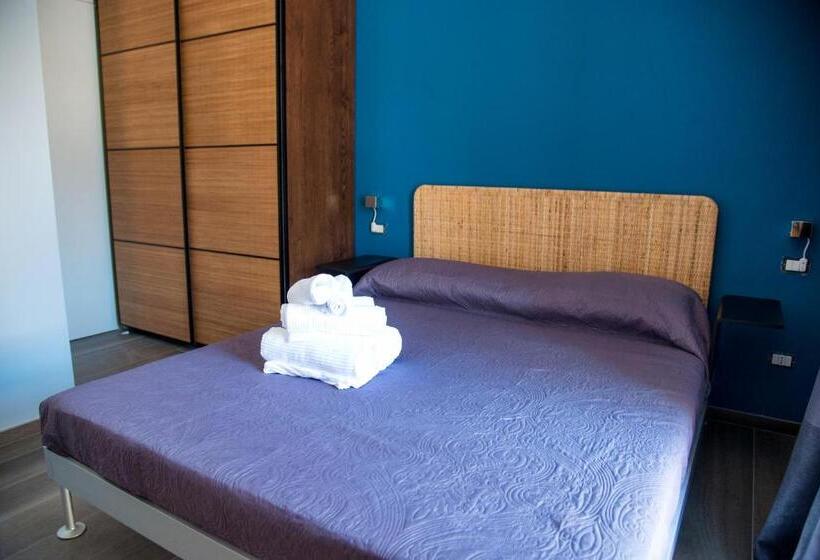 스탠다드 룸 킹사이즈 침대, Beb Slowlife2