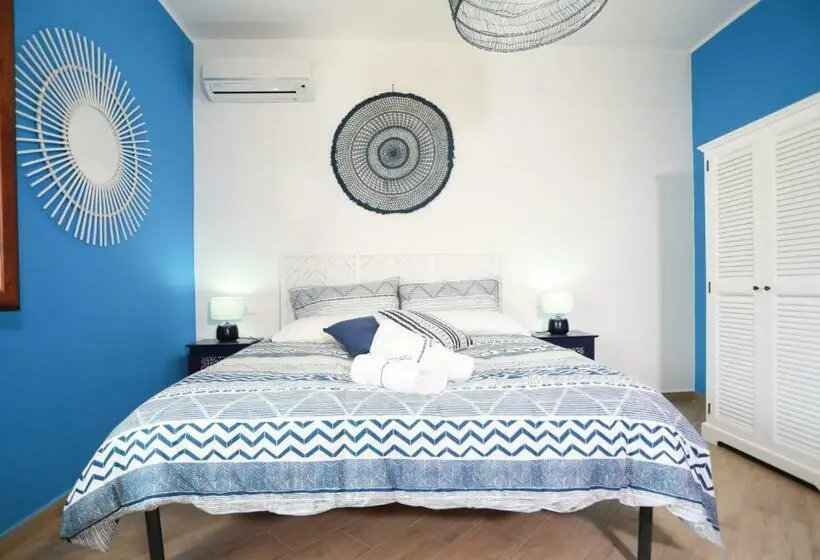 اتاق استاندارد, Gli Archi Sul Mare
